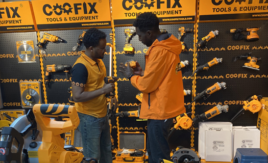 COOFIX ofrece asistencia posventa in situ para generar confianza en el cliente.